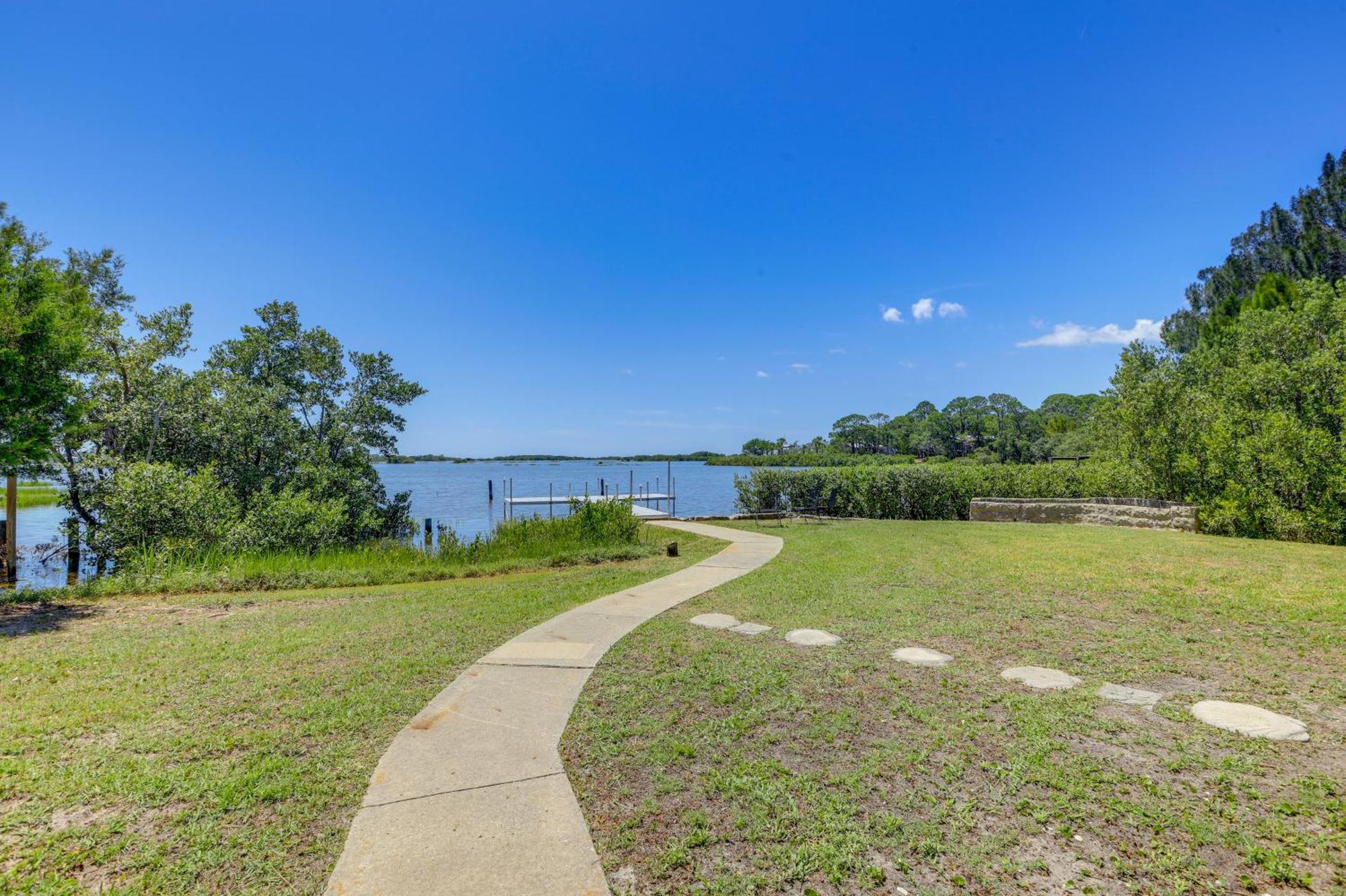 Waterfront Cedar Key Duplex Home Grill And Dock! Extérieur photo