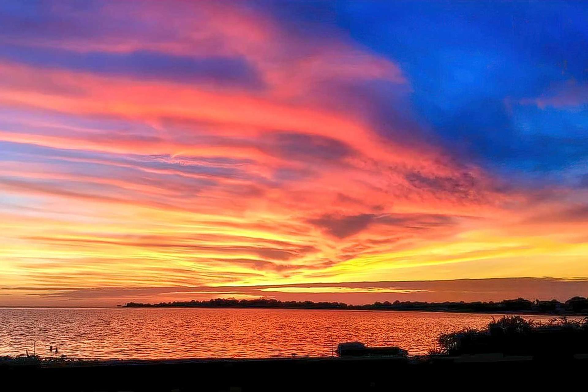 Waterfront Cedar Key Duplex Home Grill And Dock! Extérieur photo